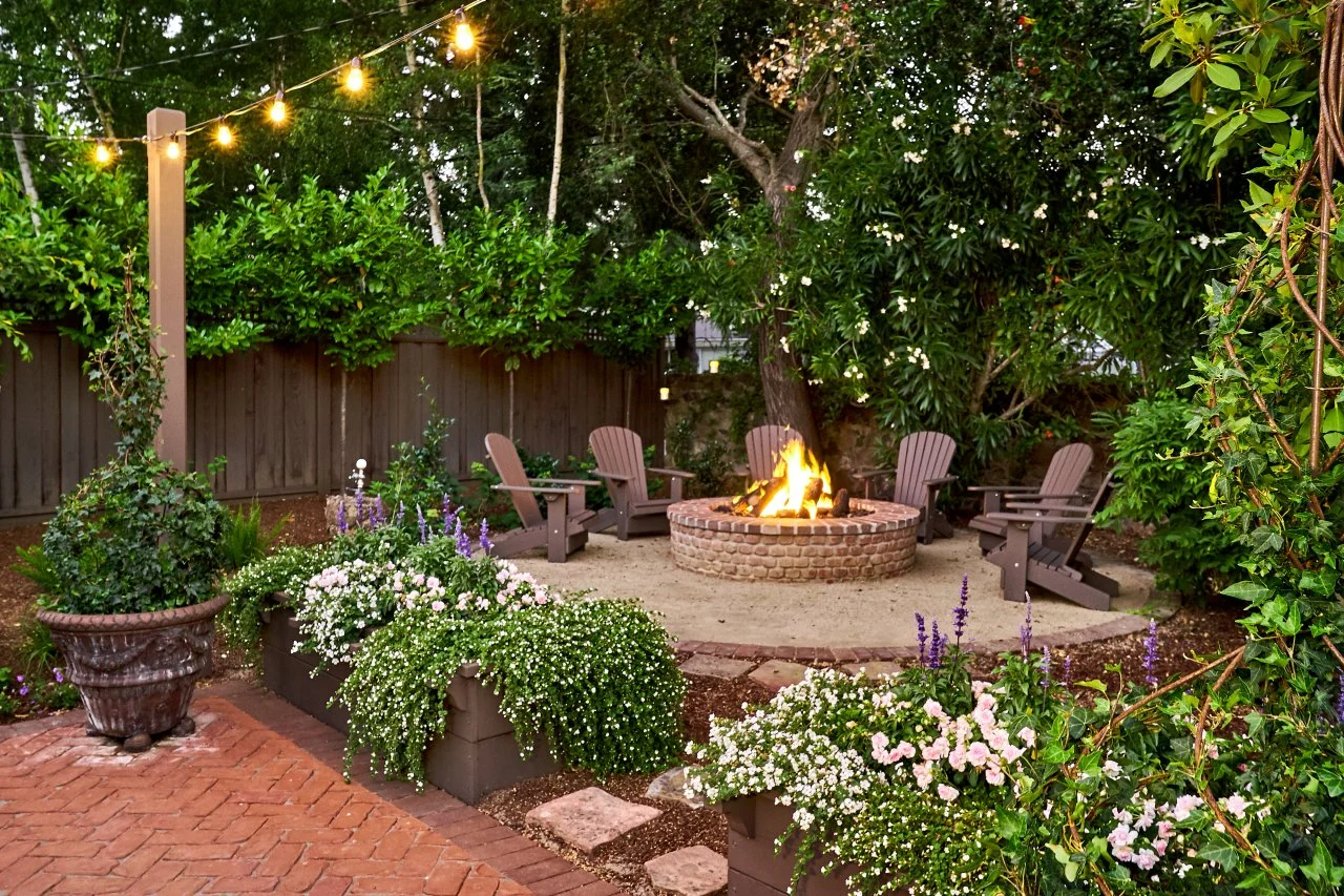 Transform Your Outdoor Space with Muxzir